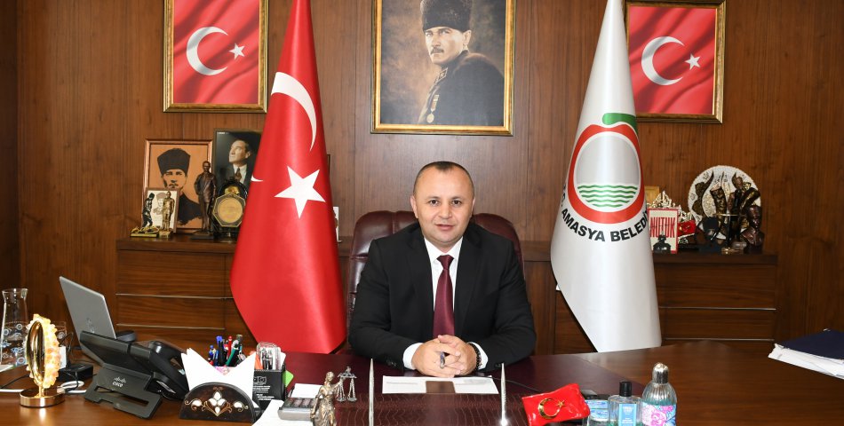 ‘Bu gecede tüm insanlar için sevginin, barışın ve huzurun olması en büyük dileğimiz’