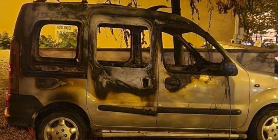 Alevler gecenin karanlığını aydınlattı