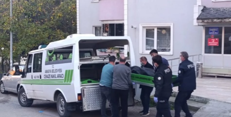 Yalnız yaşayan adam evinde ölü bulundu