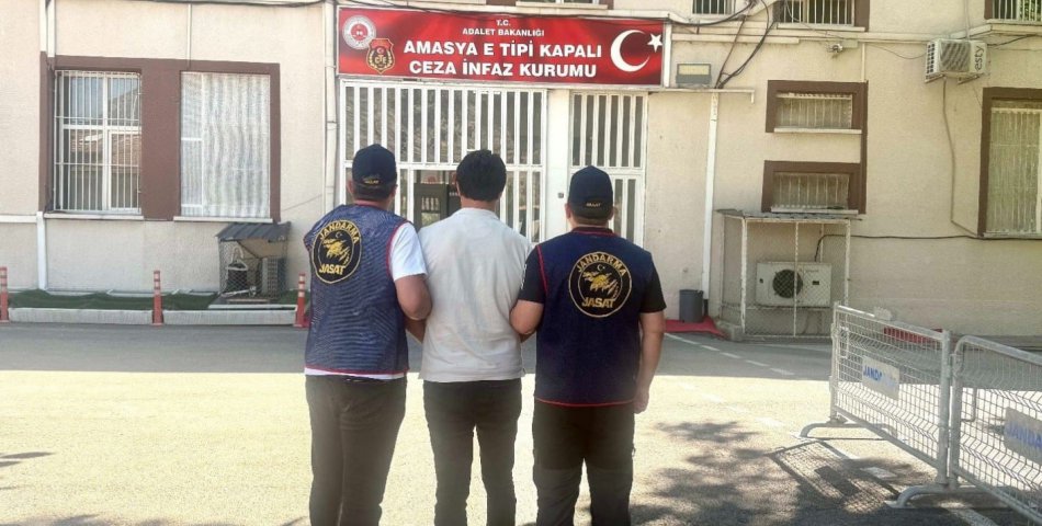 10 yıl kesinleşmiş hapis cezası bulunan firari yakalanarak cezaevine gönderildi