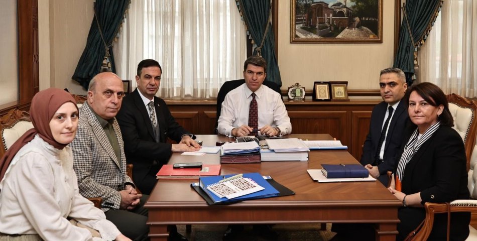 Yeni hükümet konakları masaya yatırıldı