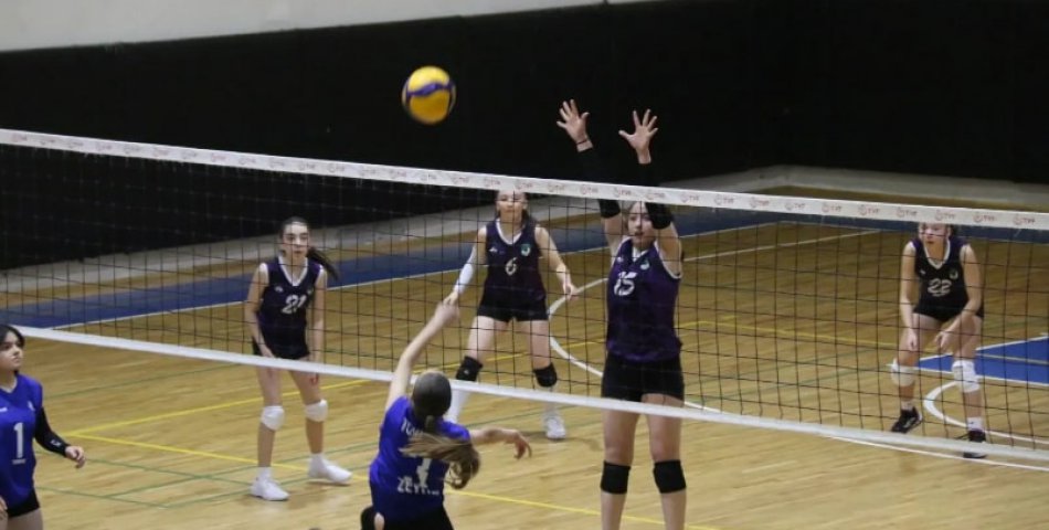 Voleybol ’da şampiyon belli oldu