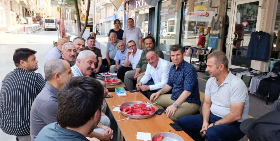 Vali Bakan, esnafın davetine icabet etti