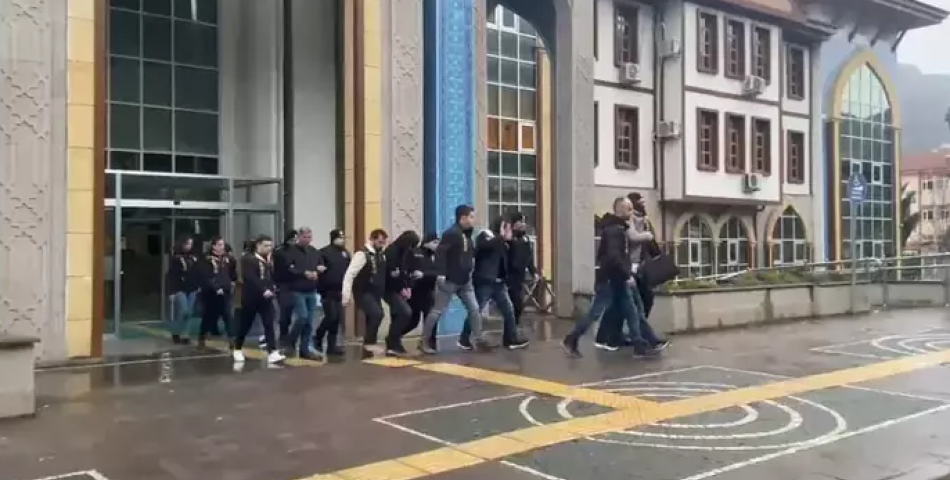 16 bin kişiyi dolandıran şebeke çökertildi
